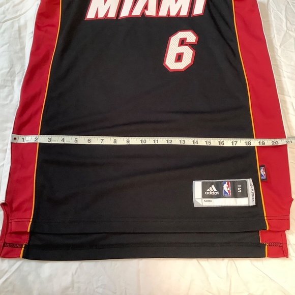 Adidas - Picture 7 of 7